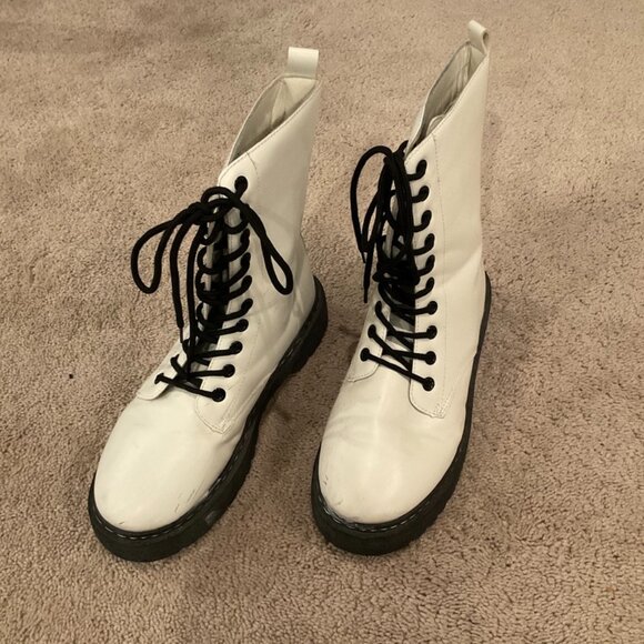 Unilady White Combat Boots Black Soles & Laces Size 9 - Picture 1 of 8